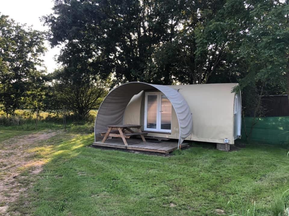 Camping Au Pre De L'Etang Sainte-Foy  Dış mekan fotoğraf